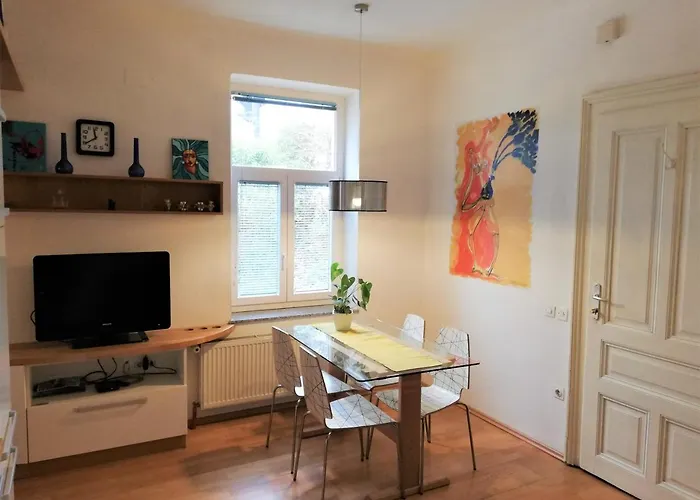 Dimora With Free Parking Apartment Laibach