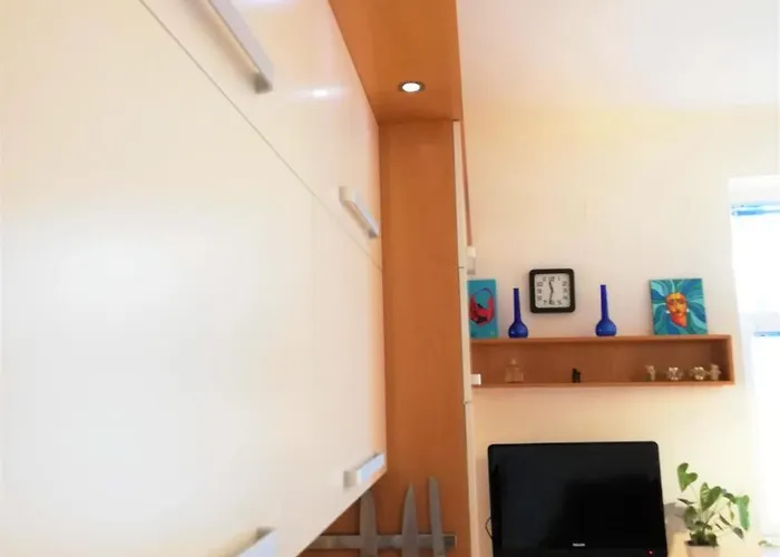 Dimora With Free Parking *