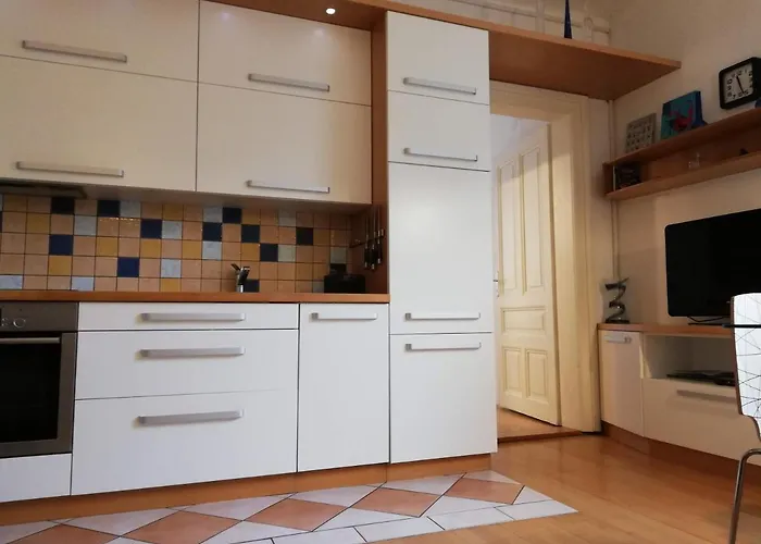 Dimora With Free Parking Apartment Laibach