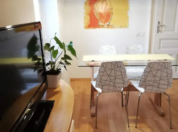 Apartment Dimora With Free Parking